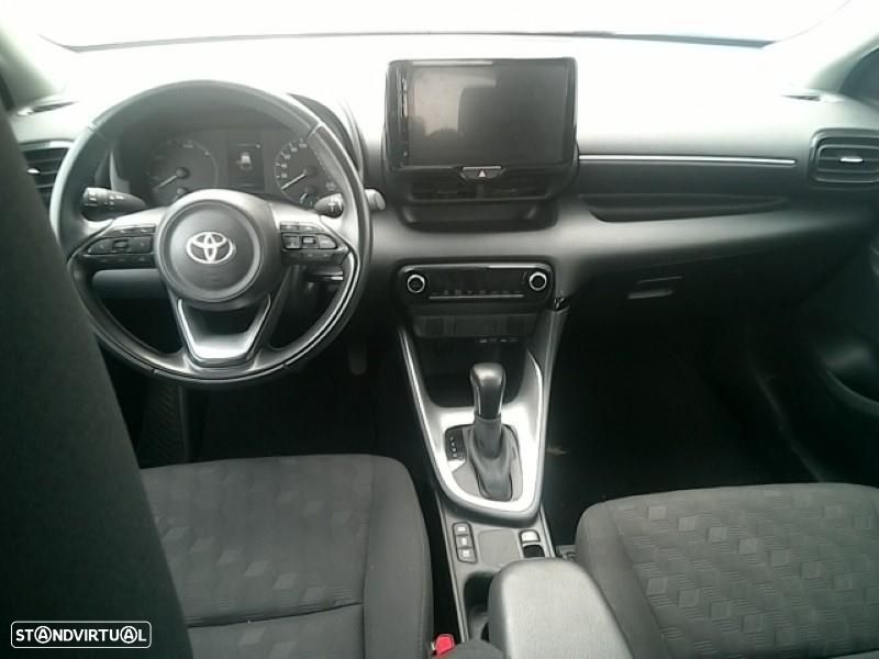 Toyota Yaris - 15