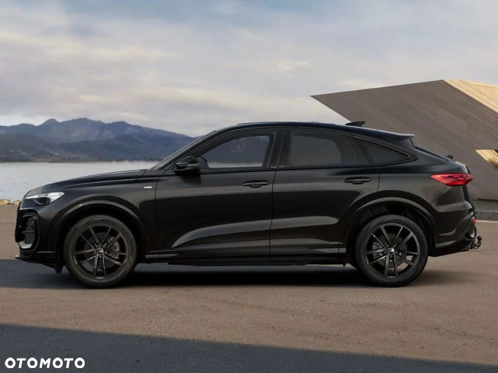 Audi Q5 Sportback - 3