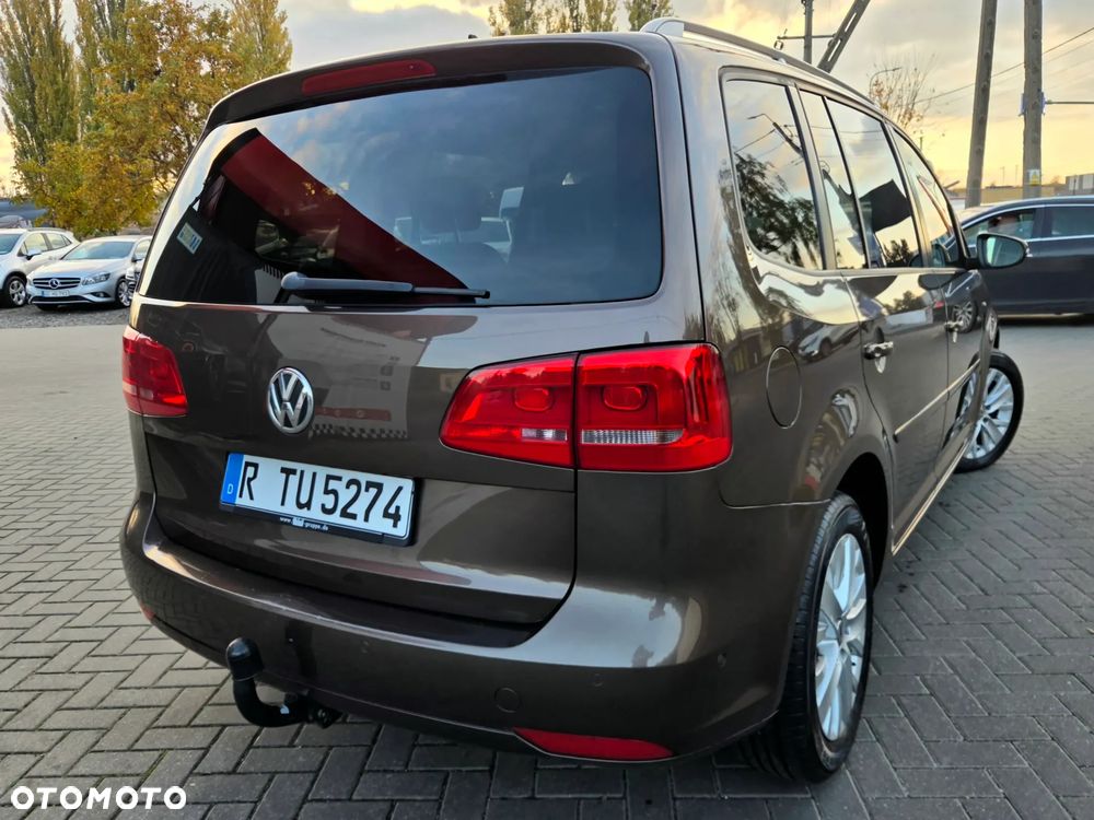 Volkswagen Touran 2.0 TDI DPF DSG Highline - 14
