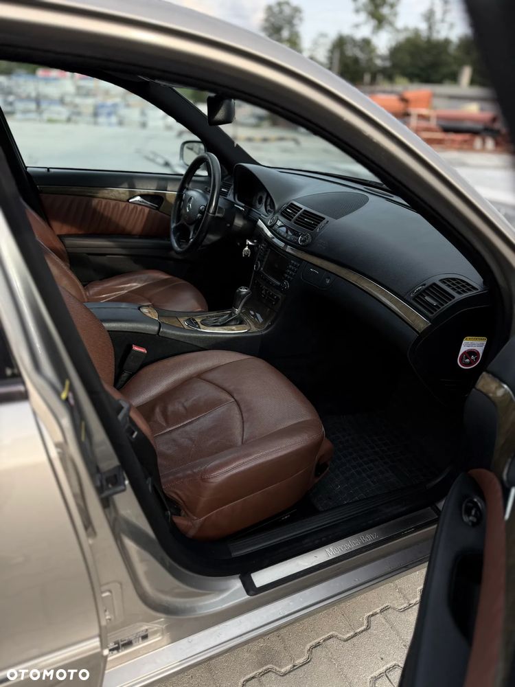 Mercedes-Benz Klasa E 320 CDI 4-Matic Avantgarde - 16