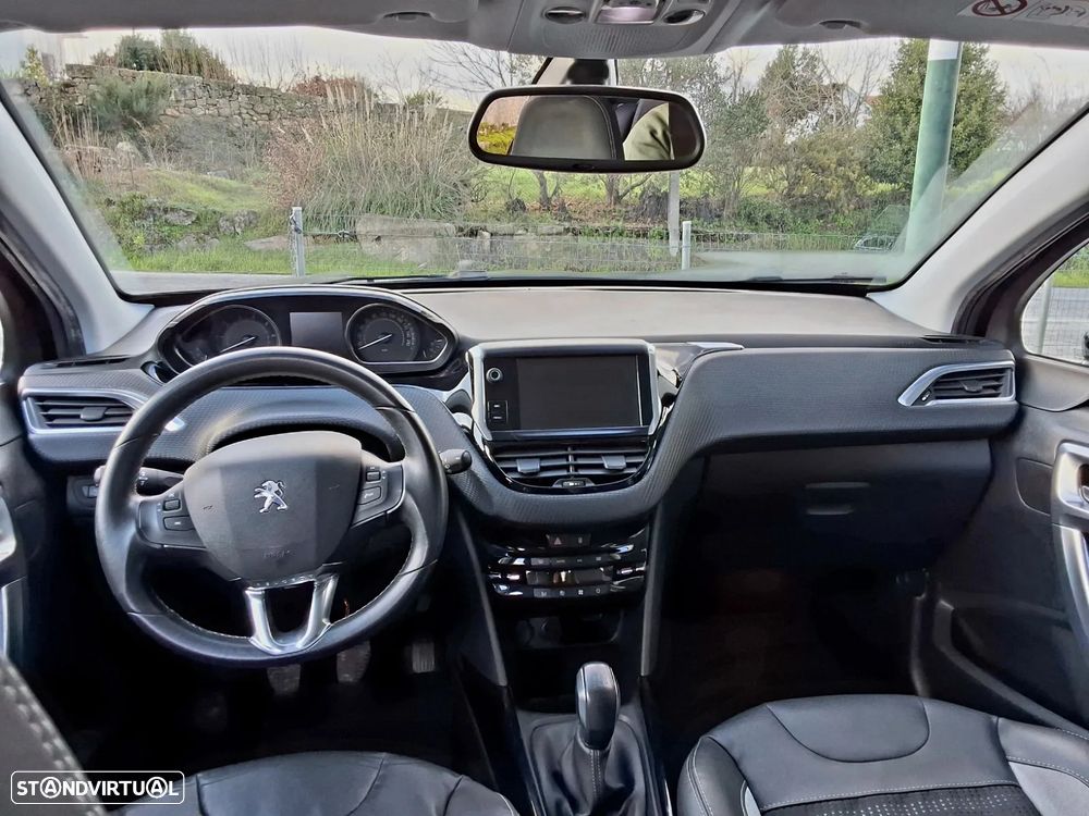 Peugeot 2008 1.2 VTi Allure - 8