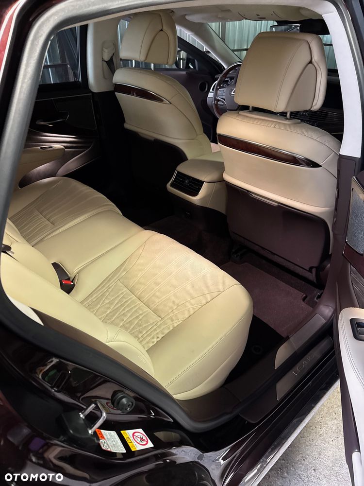 Lexus LS 500h Elegance AWD - 3