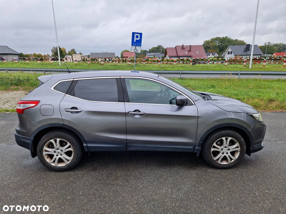 Nissan Qashqai - 14