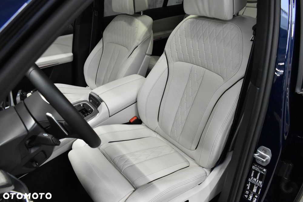 BMW X7 xDrive40i mHEV M Sport sport - 11