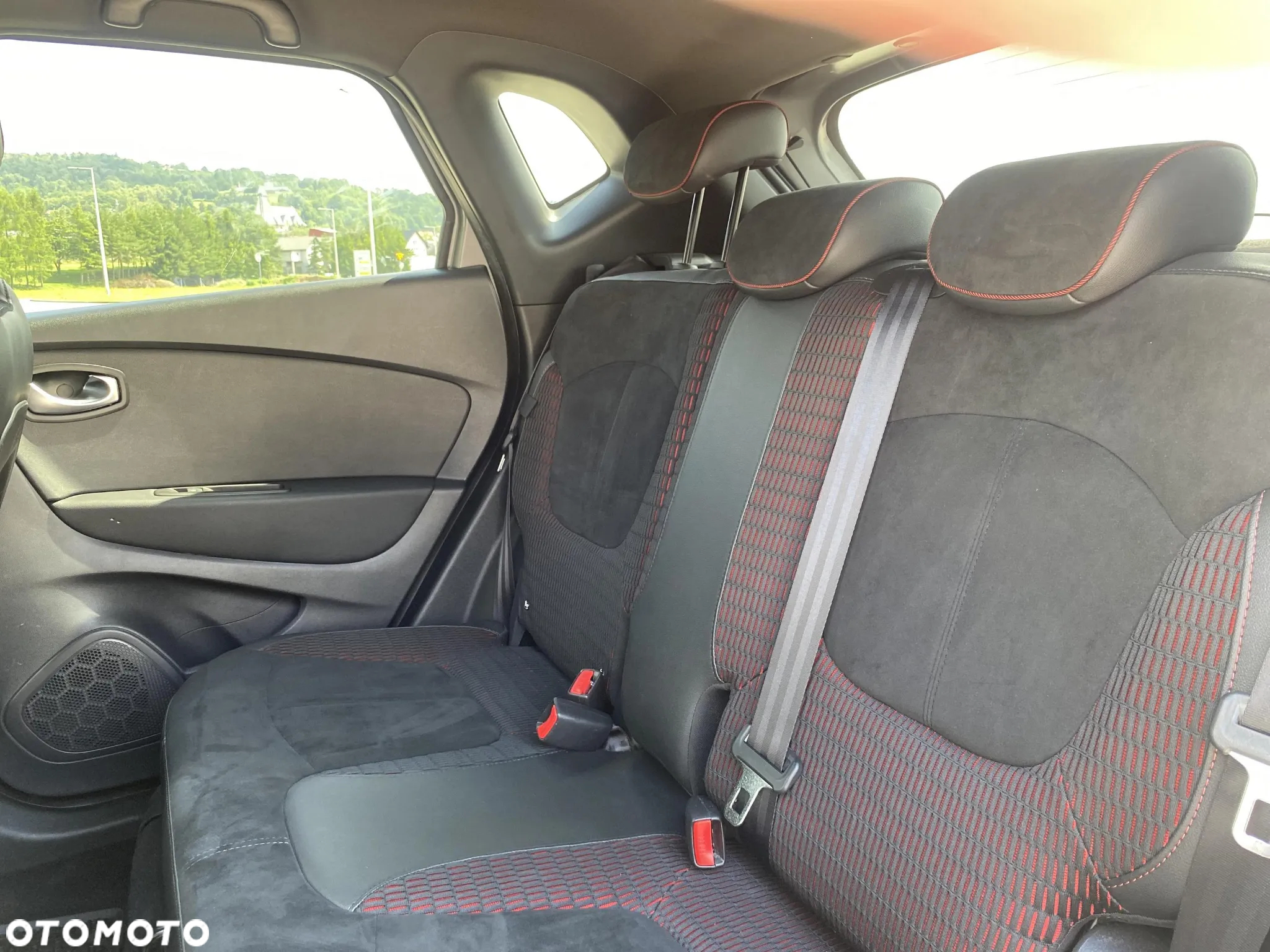 Renault Captur 1.3 Energy TCe FAP Red Edition - 16