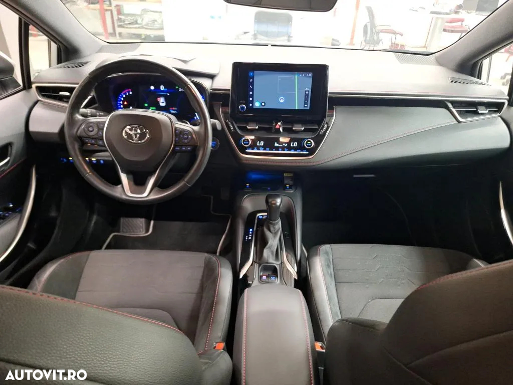 Toyota Corolla - 5