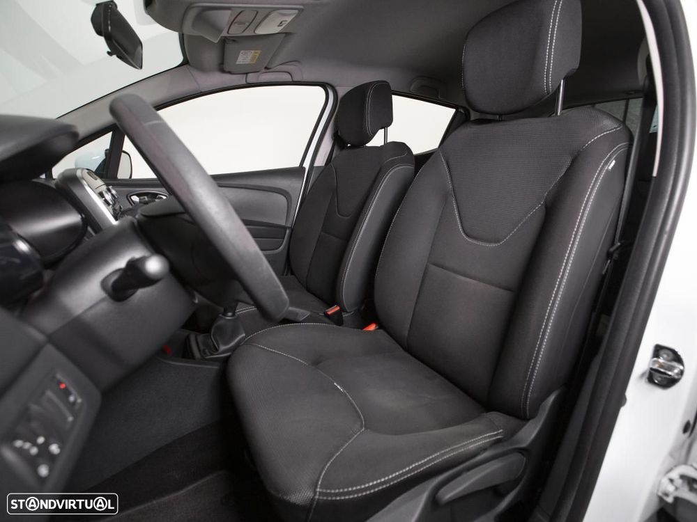 Renault Clio 1.5 dCi Zen — fotografia 7