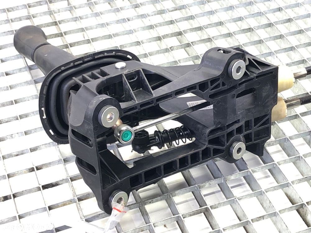 DŹWIGNIA ZMIANY BIEGÓW - 69.00 PLN - TOYOTA YARIS (_P9_) 2005 - 2014 1.0 VVT-i (KSP90_) 51 kW [69 - 5