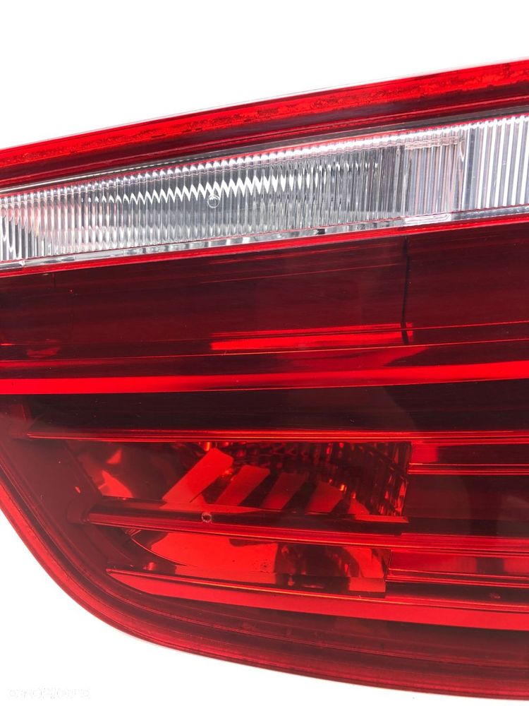 BMW X3 F25 LAMPA PRAWA W KLAPĘ 7217310 - 3