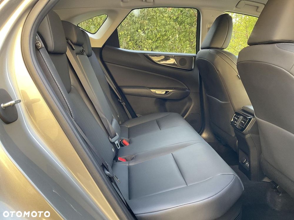 Lexus NX 350h Prestige AWD - 17