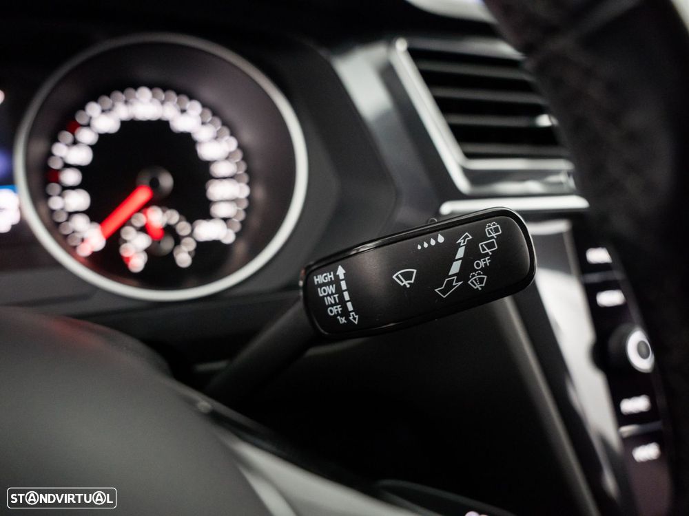 VW Tiguan Allspace 2.0 TDI Confortline DSG - 20