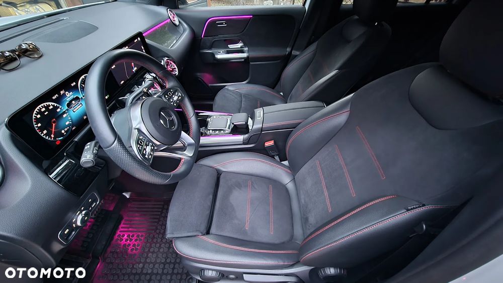 Mercedes-Benz GLA 200 AMG Line - 21