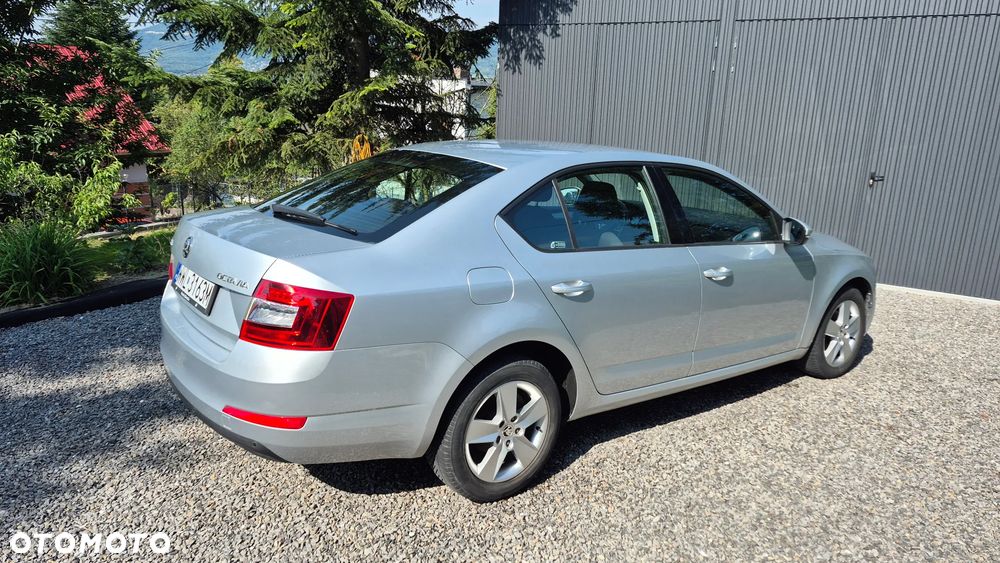 Skoda Octavia 1.6 TDI Joy - 4
