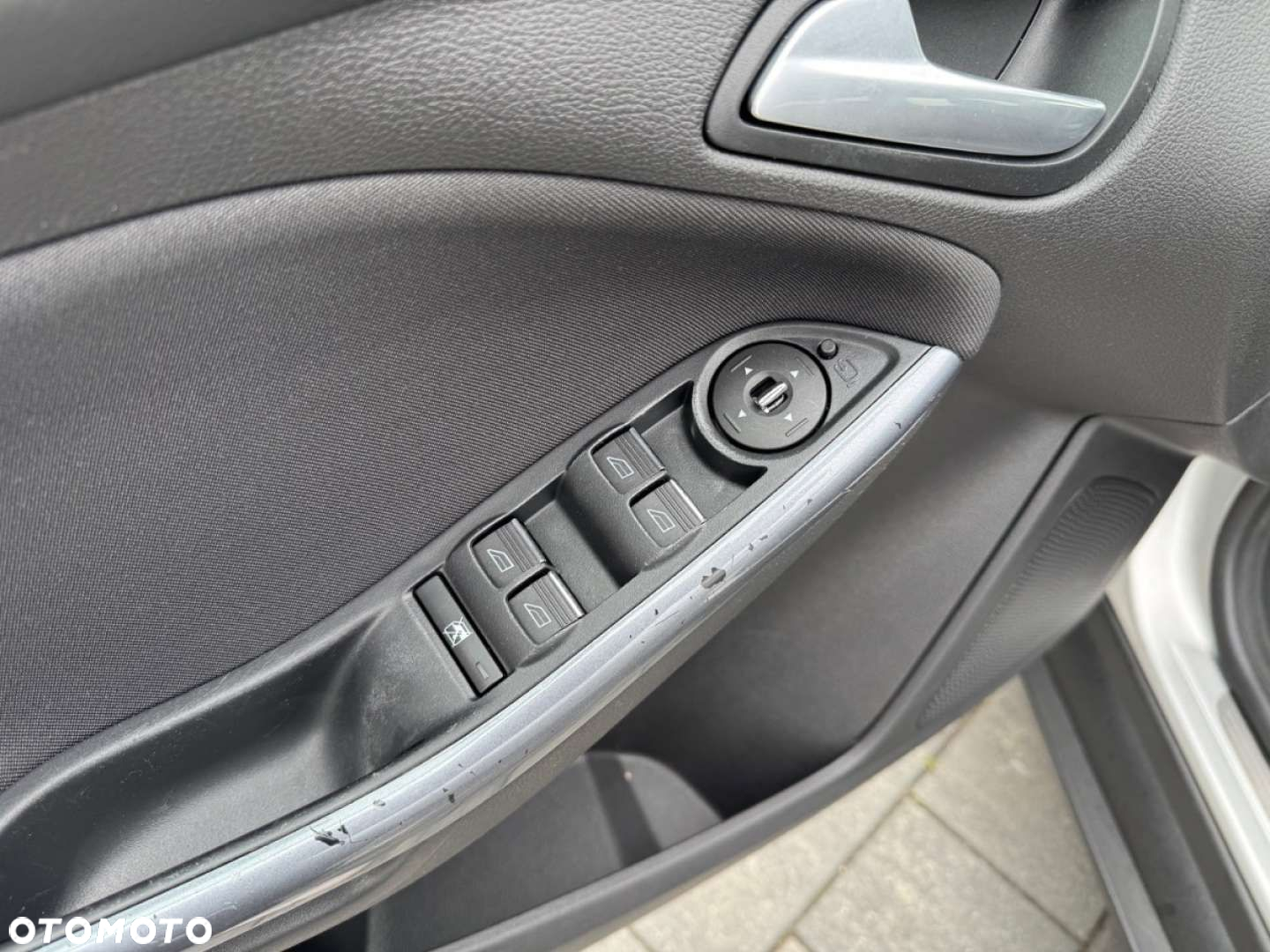 Ford Focus - 12