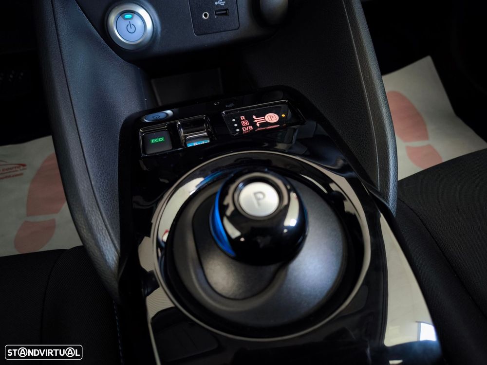 Nissan Leaf N-Connecta - 14