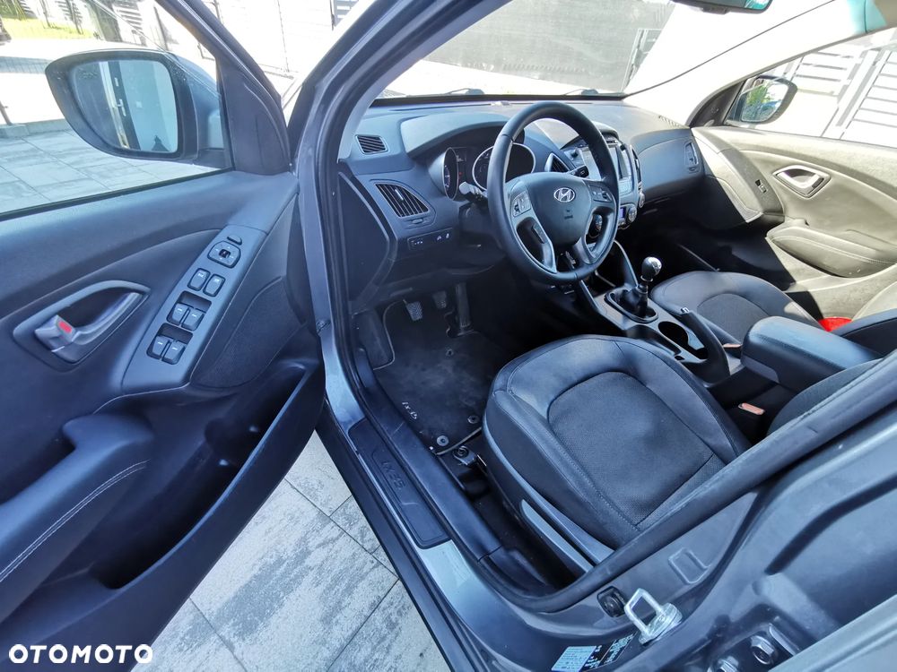 Hyundai ix35 - 11