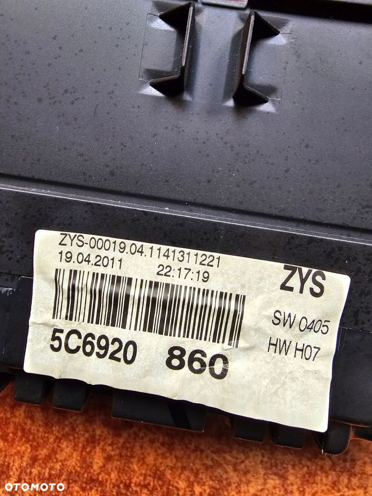 ZEGARY LICZNIK VW JETTA VI 11 1.2 FSI 5C6920860 - 2