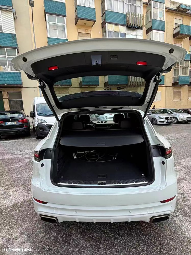 Porsche Cayenne S - 6