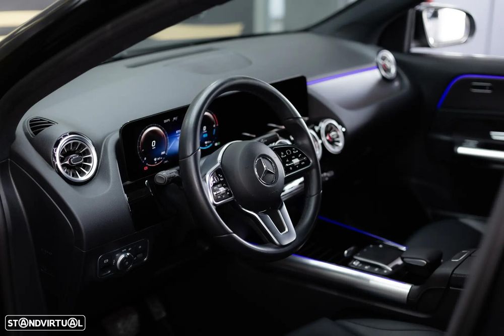 Mercedes-Benz GLA 250 e 8G-DCT Progressive - 27