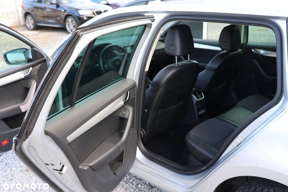 Skoda Octavia 1.4 TSI Ambition - 10