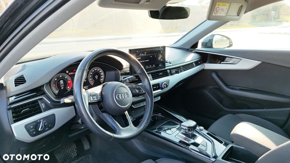 Audi A4 Limousine - 6