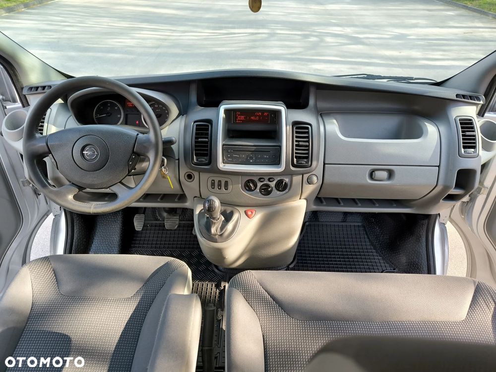 Opel Vivaro L2H1 2.9t - 27
