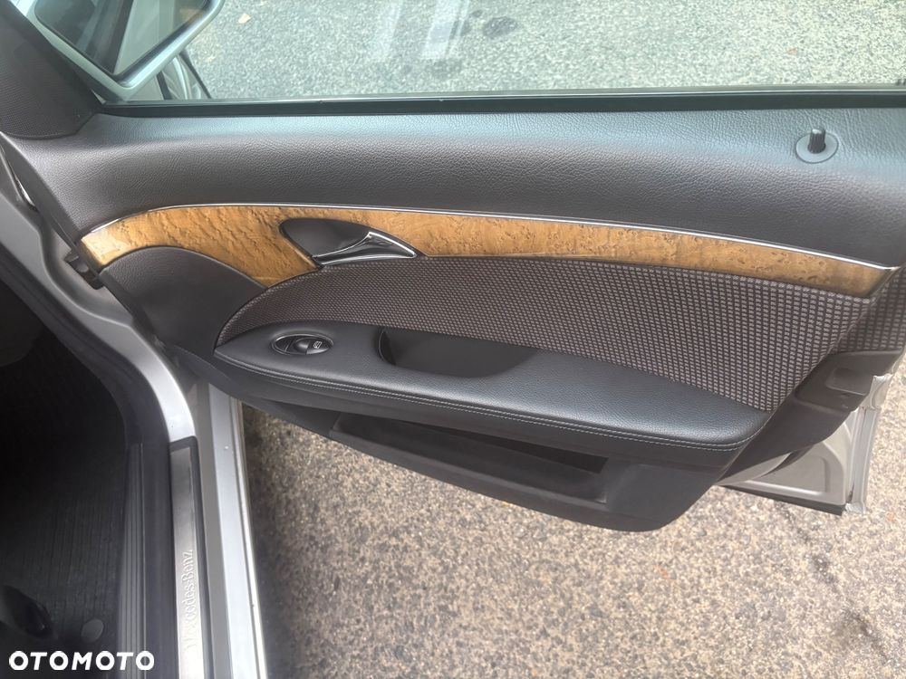 Mercedes-Benz Klasa E 220 CDI Automatik Avantgarde - 12