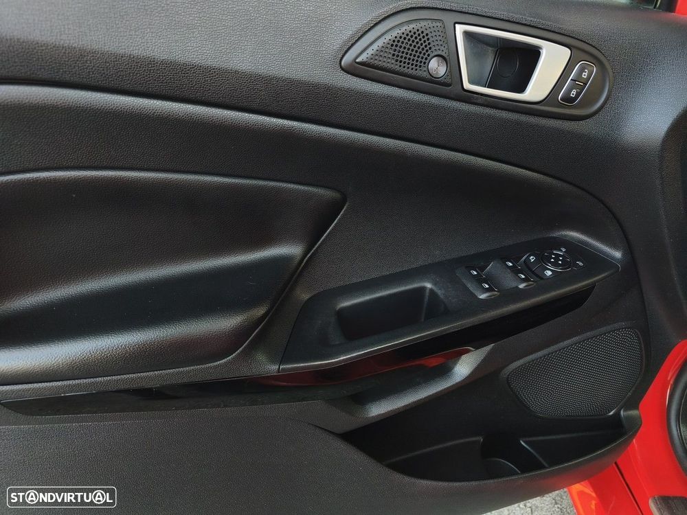 Ford EcoSport 1.0 EcoBoost ST-Line Black Edition - 25