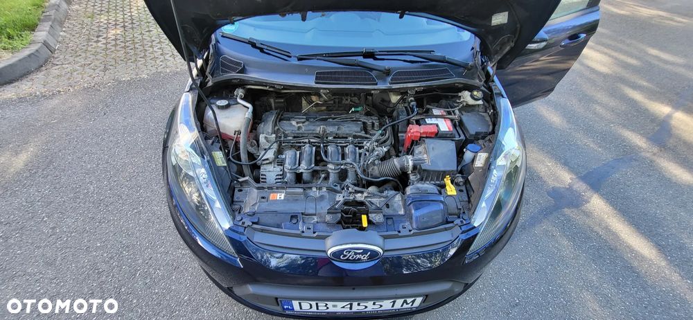 Ford Fiesta 1.25 Ambiente - 23