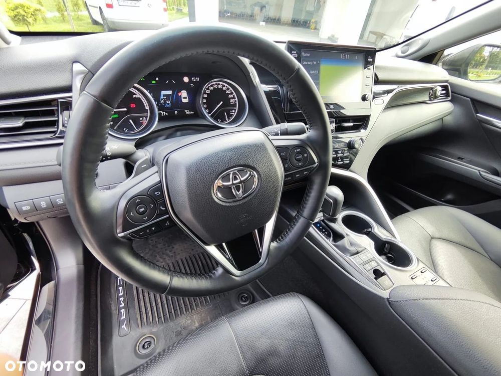 Toyota Camry 2.5 Hybrid Executive CVT - 6