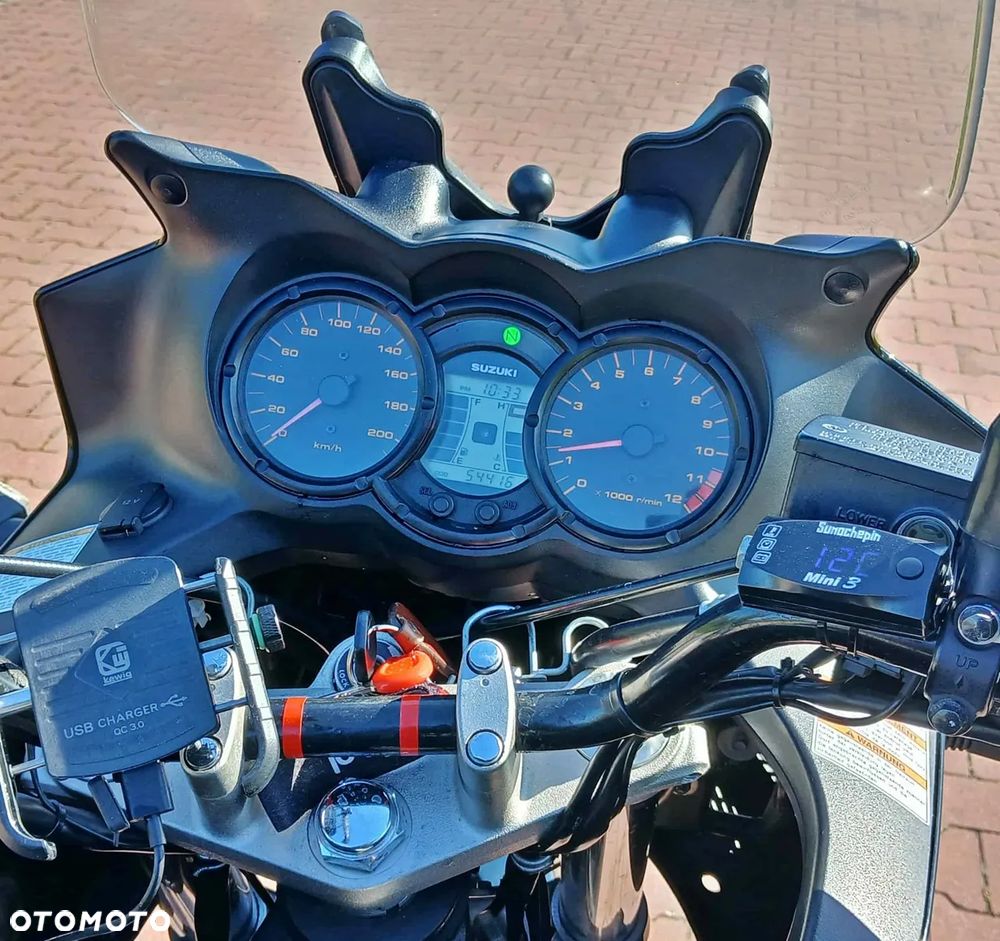 Suzuki V-STROM - 9