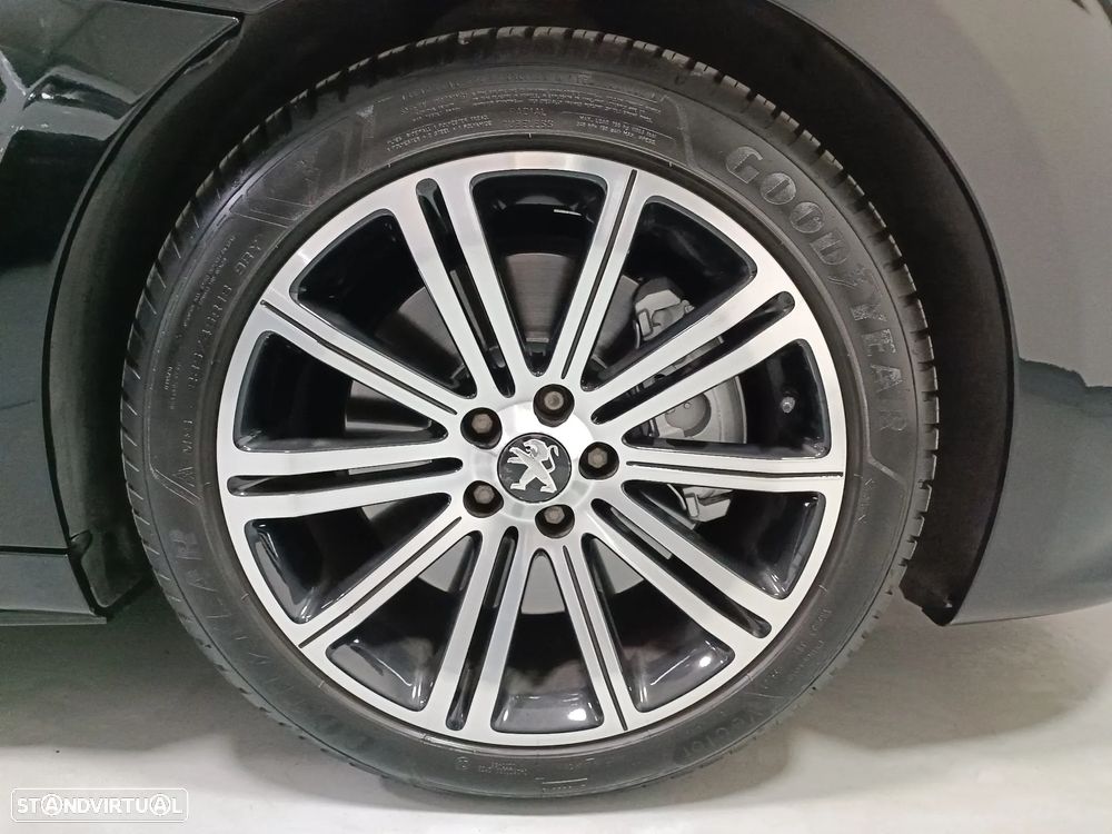 Peugeot RCZ 1.6 200 THP Onyx - 8