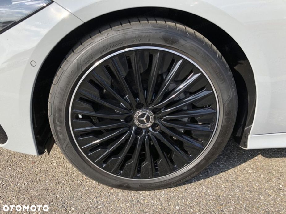 Mercedes-Benz CLE 300 mHEV 4-Matic AMG Line - 17
