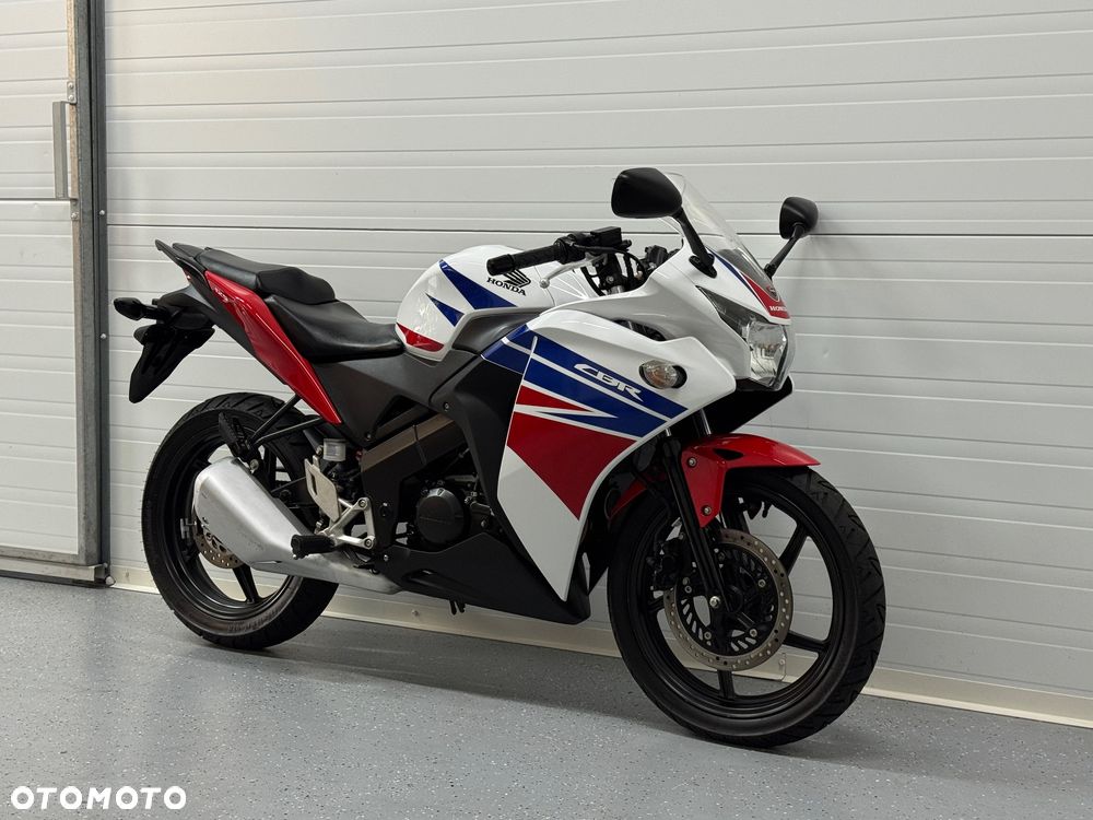 Honda CBR - 1