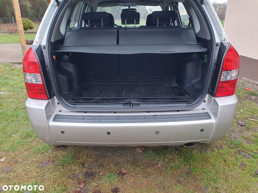 Hyundai Tucson 2.0 2WD GLS - 7