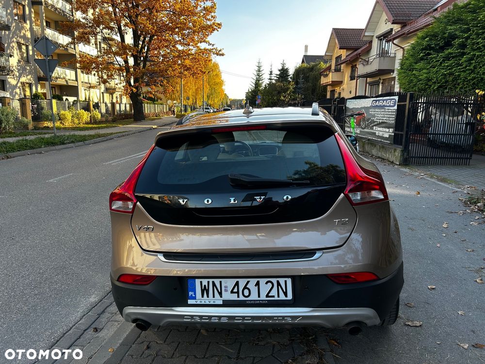Volvo V40 2016 photo 3