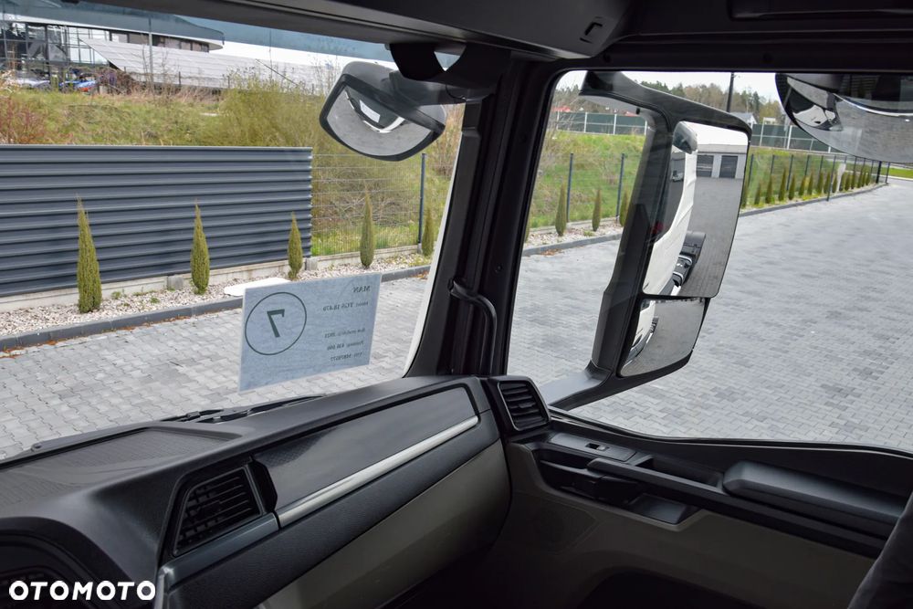 MAN TGS 18.470 / WAGA: 7.200 KG / PRZYSTAWKA PTO / EURO 6 / NOWY MODEL / TEMPOMAT / NAWIGACJA / 2 ZBIORNIKI PALIWA / NISKI PRZEBIEG / SERWISOWANY / SPROWADZONY - 25