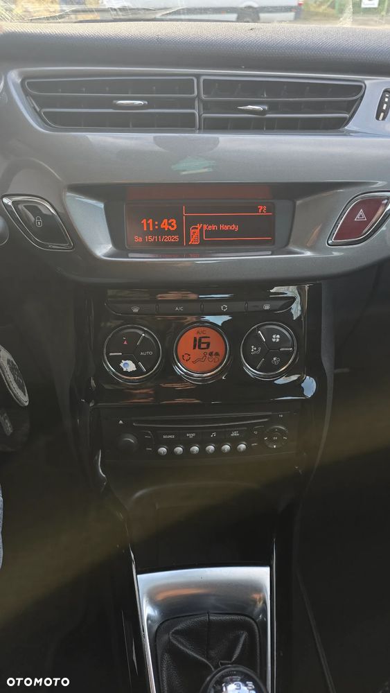 Citroën C3 1.2 PureTech Exclusive - 17