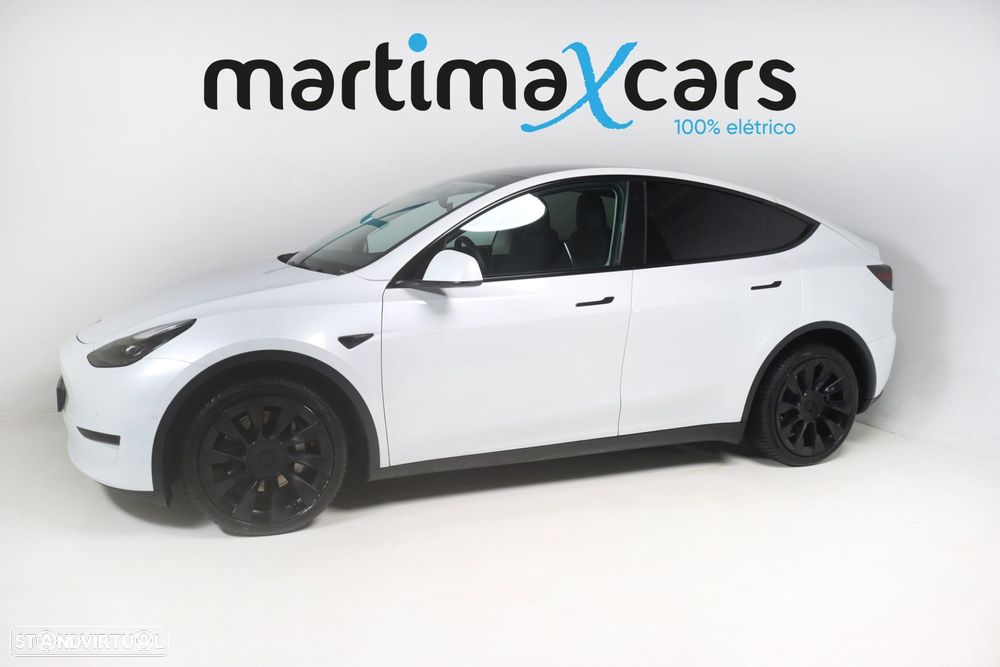 Tesla Model Y Long Range Dual Motor AWD - 4