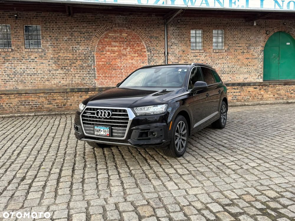 Audi Q7 3.0 TFSI Quattro Tiptronic - 1