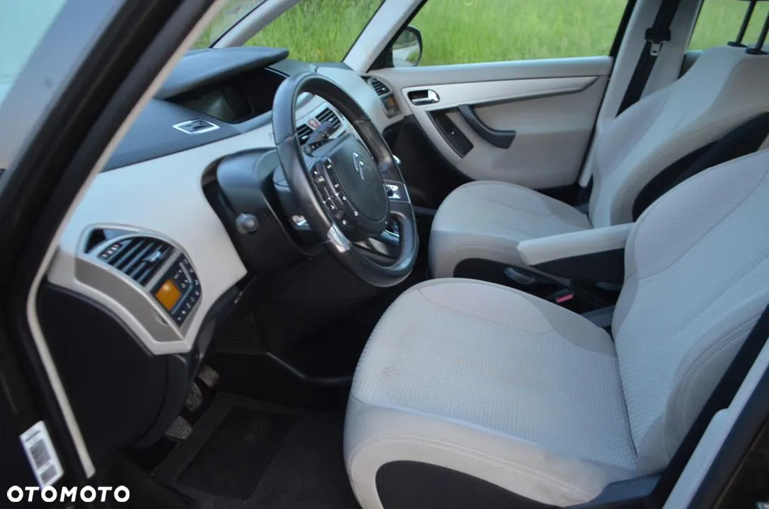 Citroën C4 Grand Picasso 1.6 HDi Impress - 19