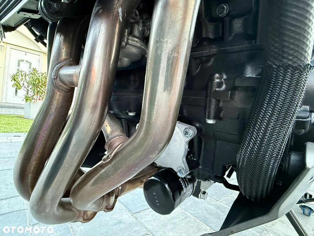 Kawasaki Z 900 - 28