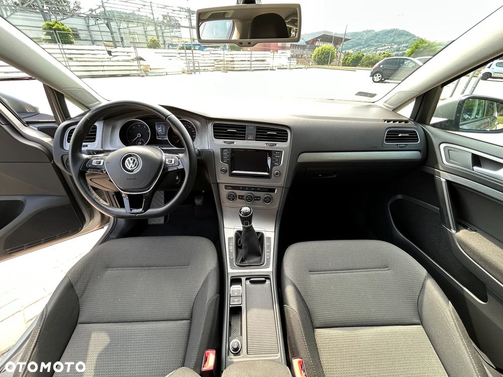 Volkswagen Golf 1.4 TSI BMT Comfortline - 10