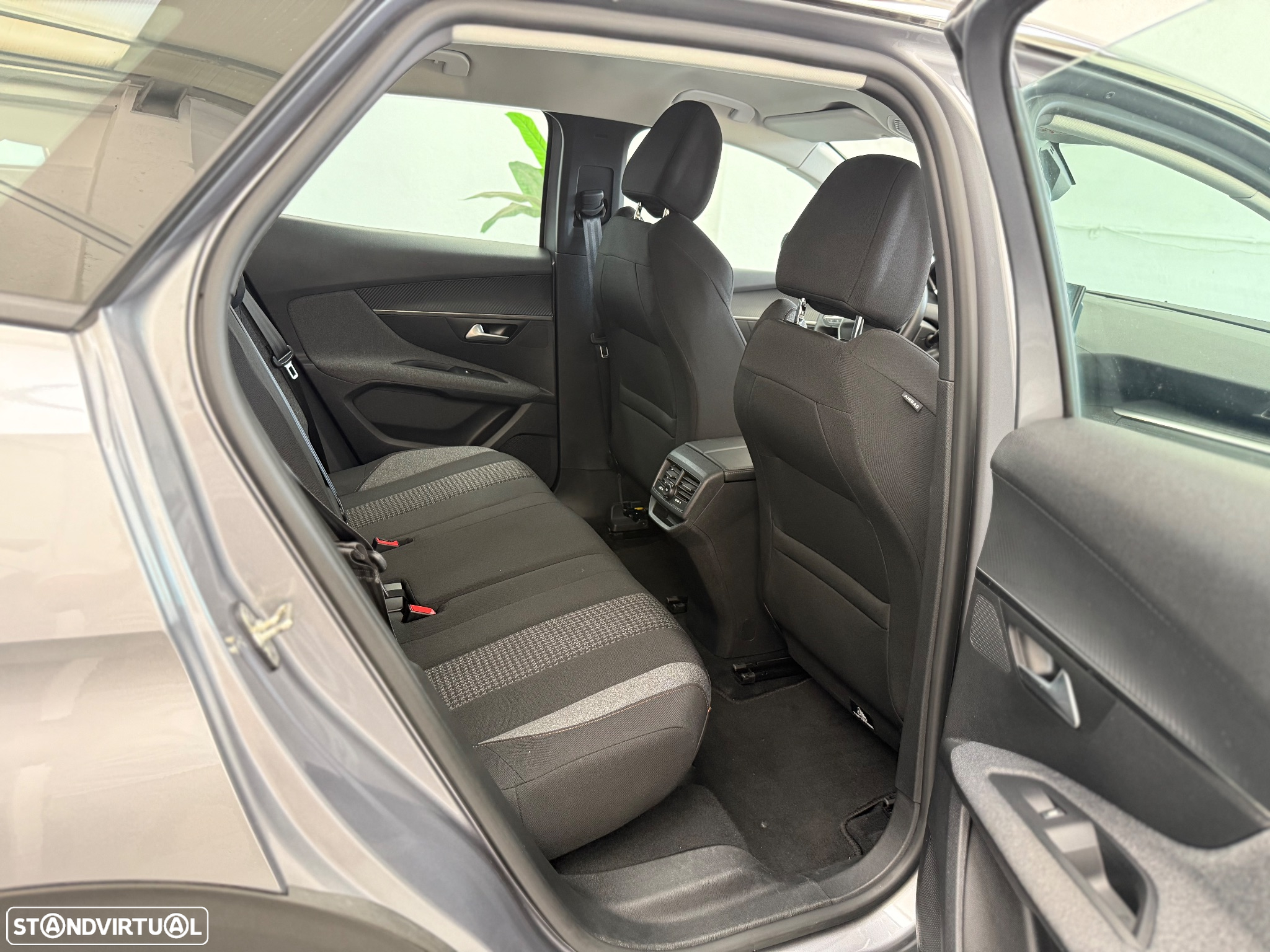 Peugeot 3008 1.5 BlueHDi Allure Pack - 18