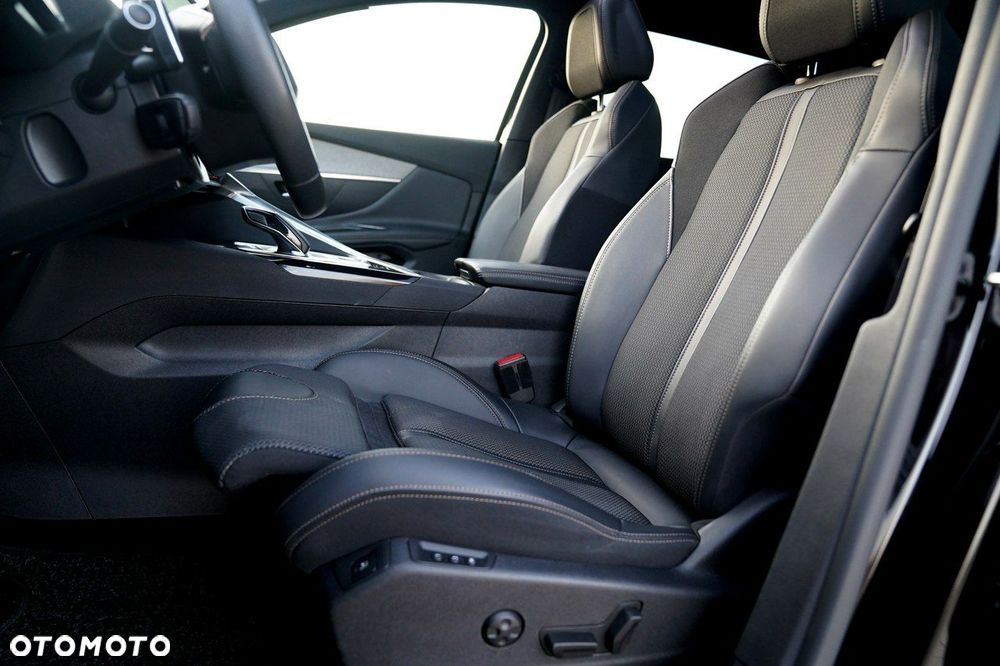 Peugeot 3008 - 18