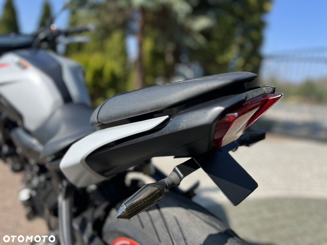 Yamaha MT - 14