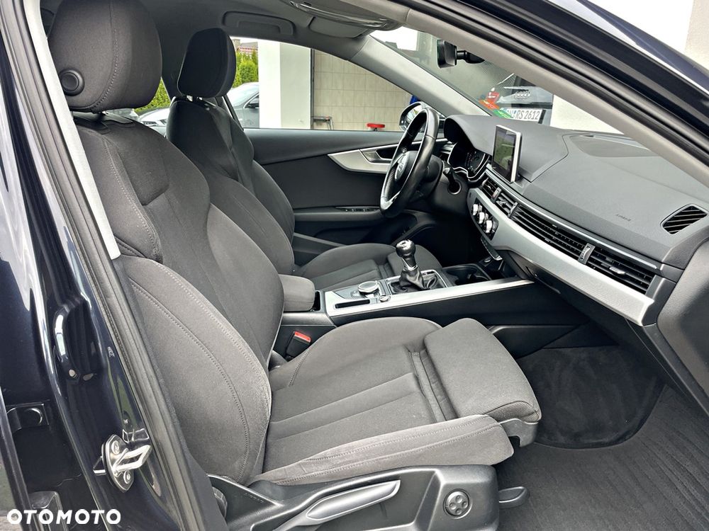 Audi A4 Avant 2.0 TDI ultra sport - 26