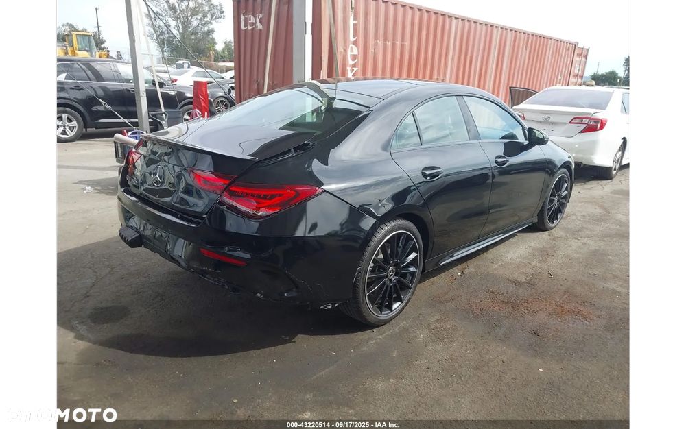 Mercedes-Benz CLA - 4
