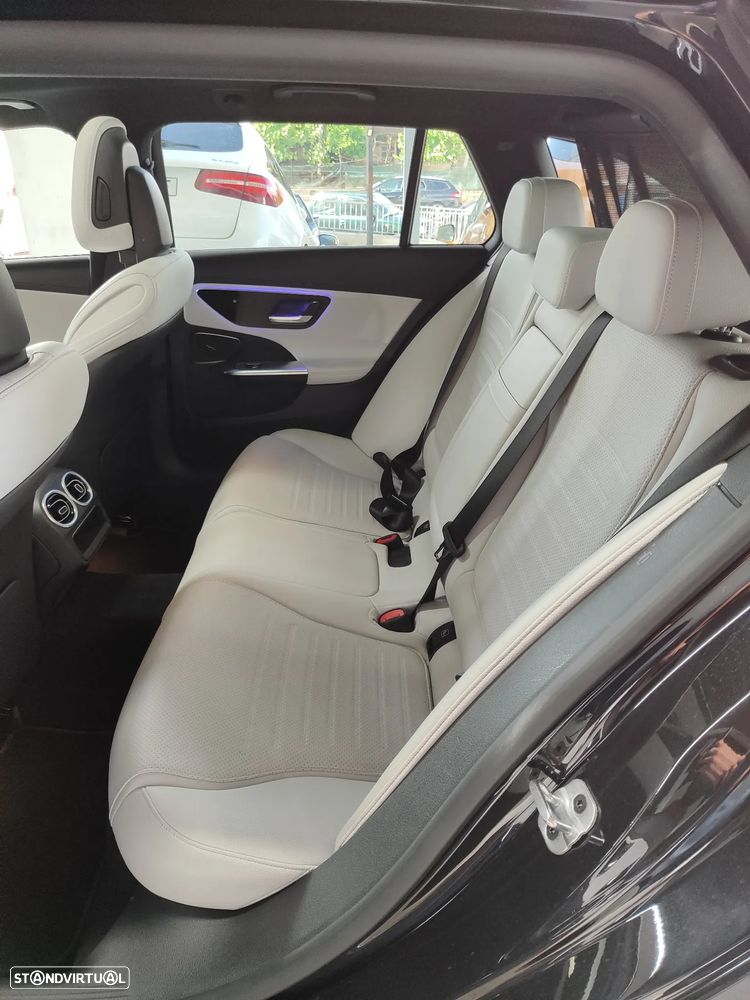Mercedes-Benz C 300 e T 9G-TRONIC AMG Line - 14