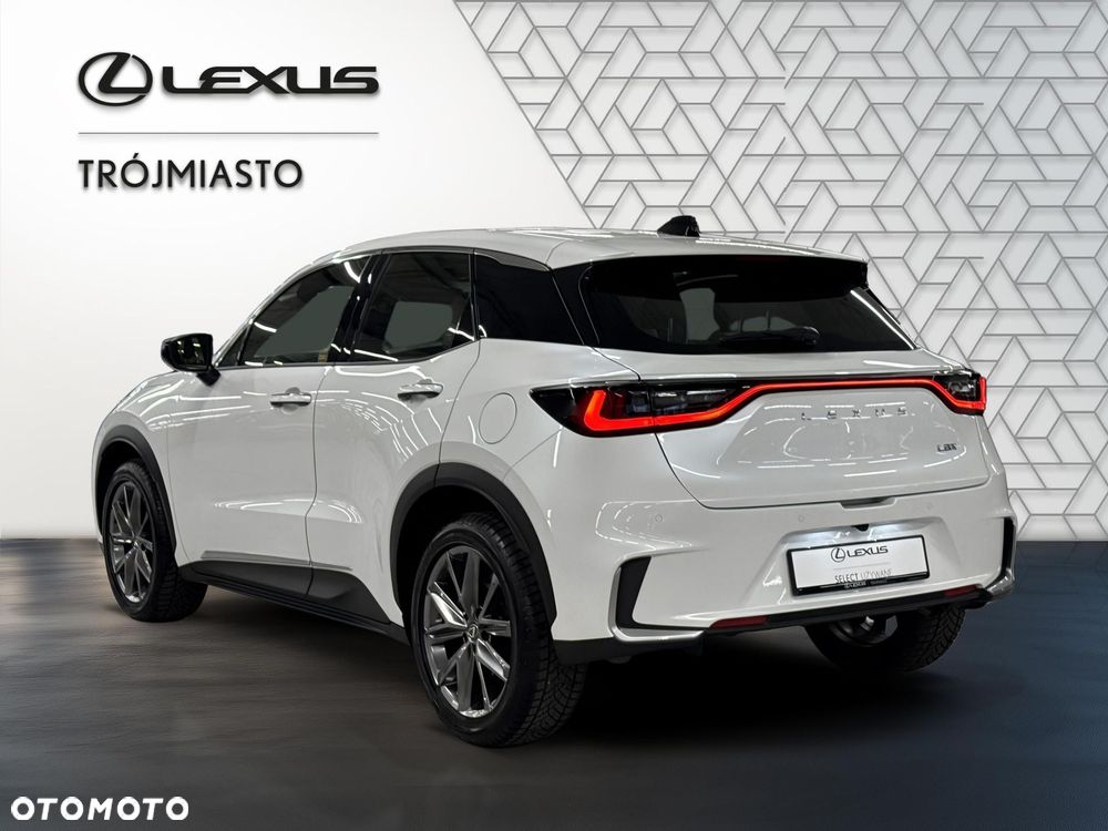 Lexus LBX 1.5 Hybrid Elegant - 4